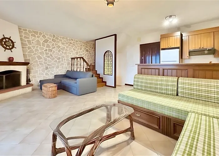 Nikolas 3 Bedrooms 14 Guests *